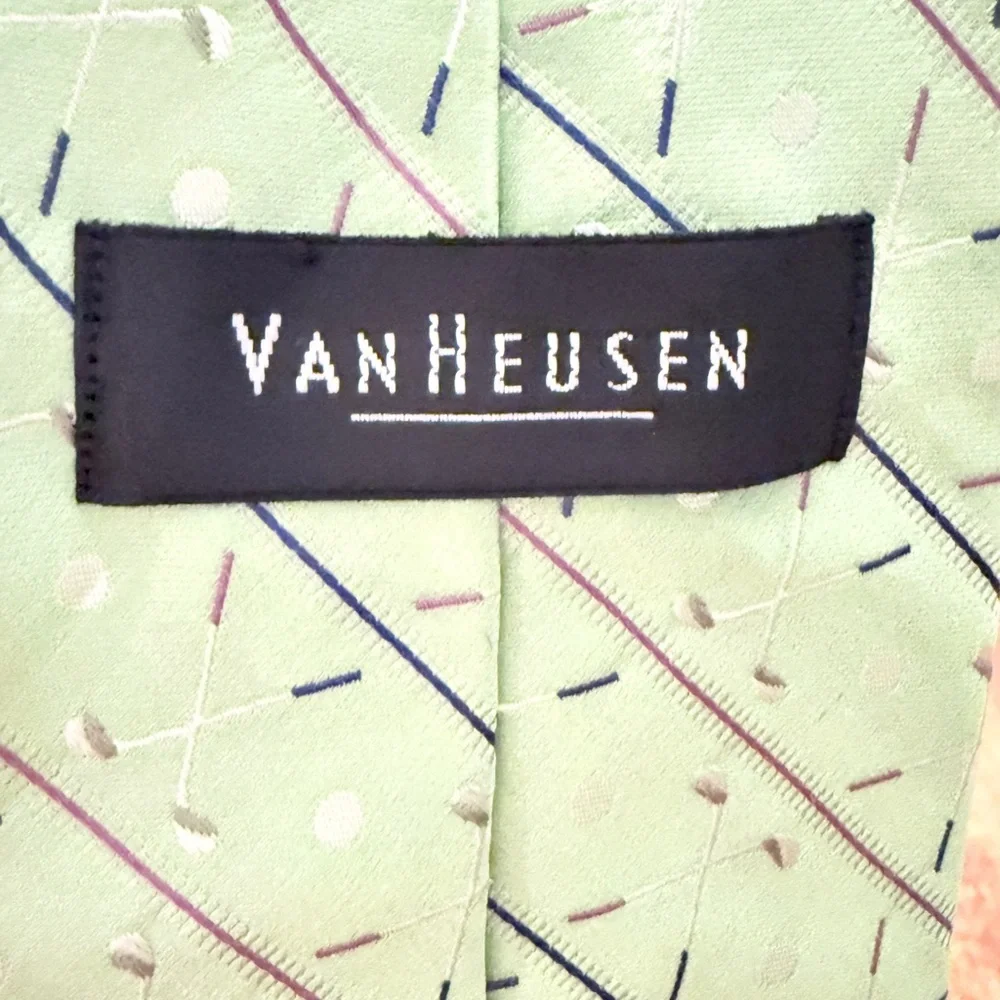 Van Heusen Silk Golf Club Tie Bright Green 100% Silk 58.5